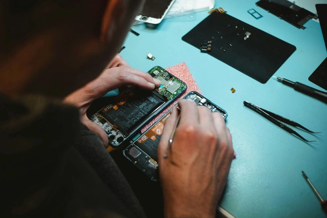 Cell Phone Screen Replacement